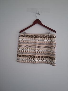 Striped Geo-Print Mini Skirt in Brown and Cream
